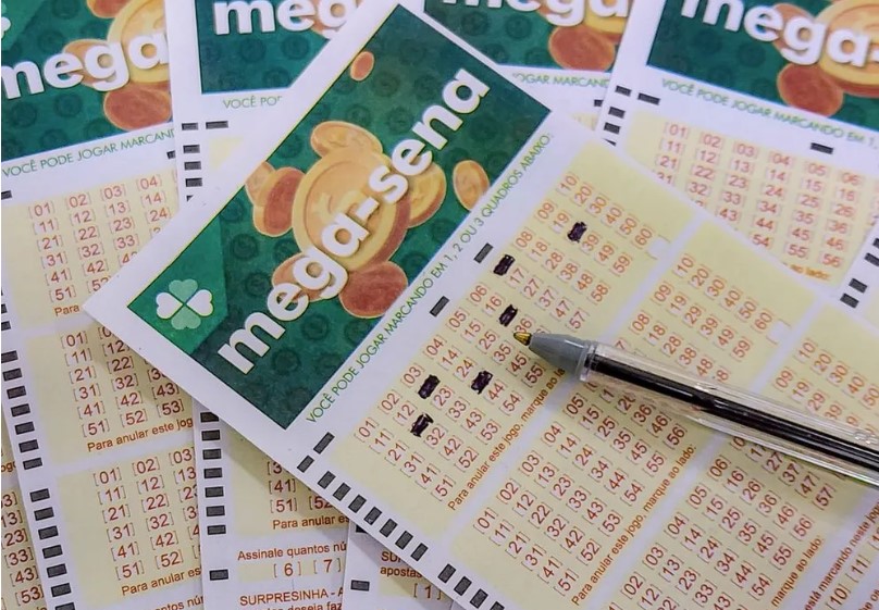 Quanto rende o prêmio da Mega da Virada de R$ 600 milhões no CDI por mês?