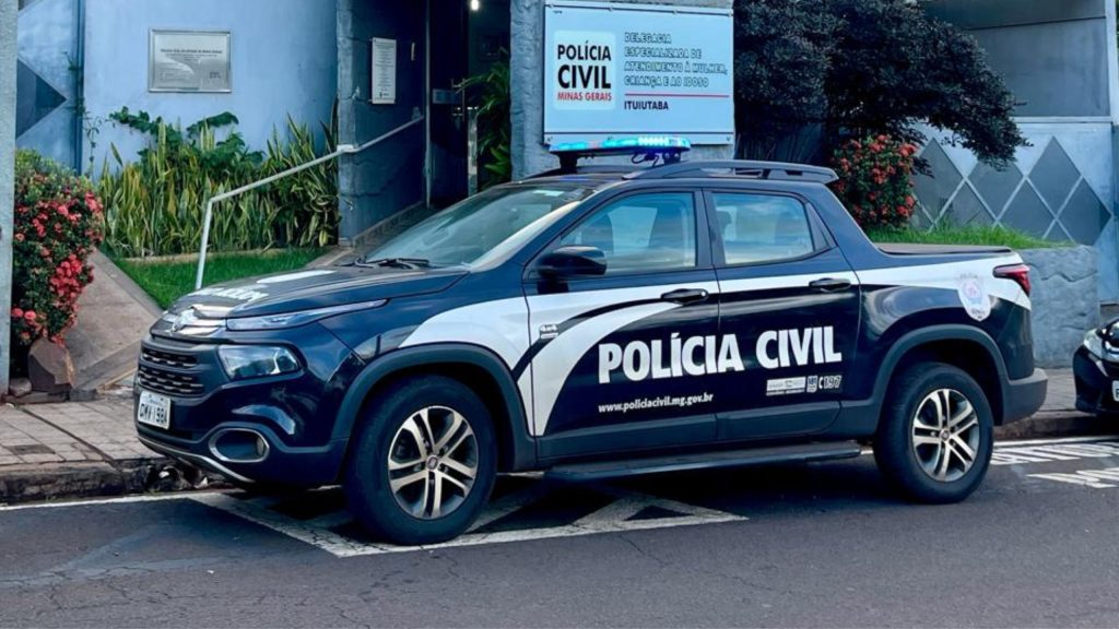 Presos por suspeita de homicídios de uma agente, prestaram depoimento na delegacia de Polícia Civil em Ituiutaba