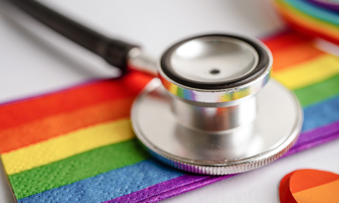 Hospital das Clínicas da Universidade Federal de Uberlândia é uma instituição habilitada pelo Ministério da Saúde para atendimentos para população LGBTQIAPN+