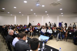 Público que participou do seminário que discutiu os impactos da crise climática em Minas Gerais