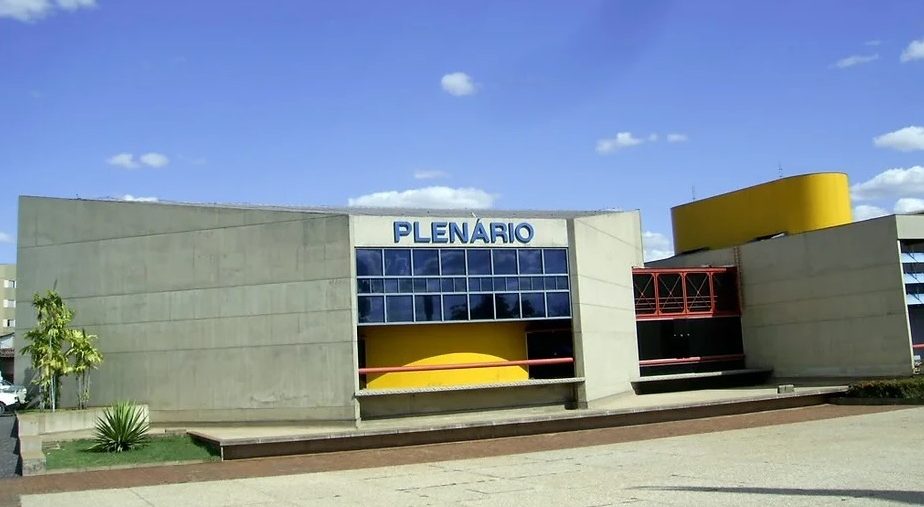 partidos políticos podem perder vagas na Câmara