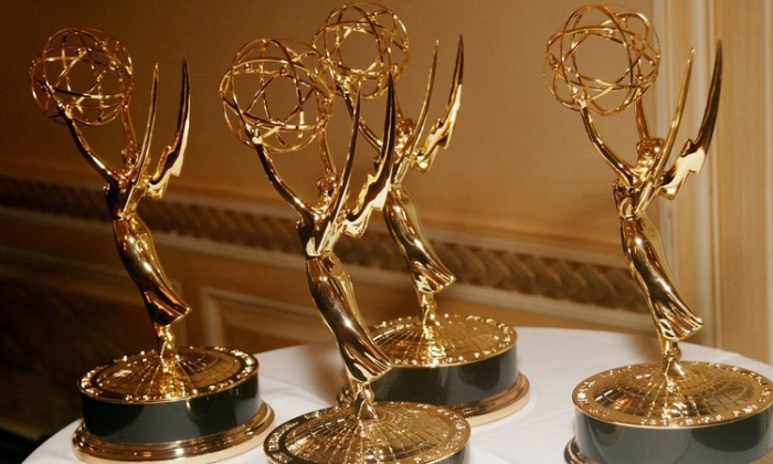 Troféus brilhantes do Emmy 2024