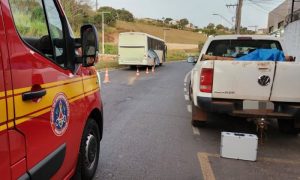 Ciclista atropelado por ônibus