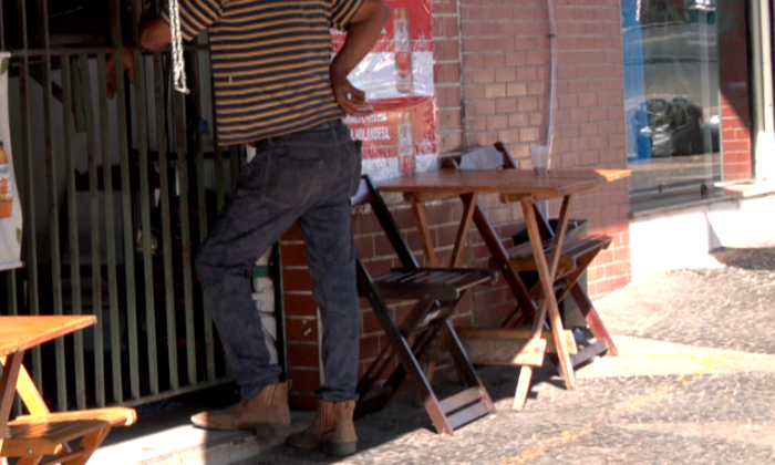 Bar onde homem teria tentado vender a filha