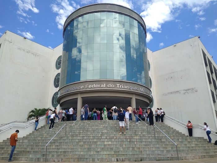 UFTM-UBERABA-EDITAL UFTM abre edital para contratação de professor substituto