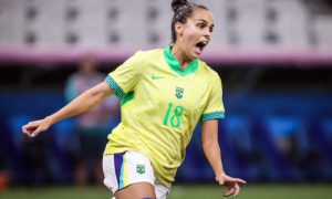 Gabi Portilheiro, jogadora de futebol feminino do Brasil