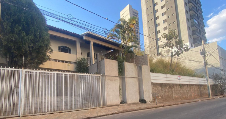 Casa onde as duas idosas morreram