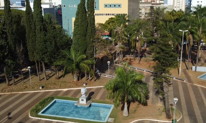 Praça Tubal Vilela em Uberlândi