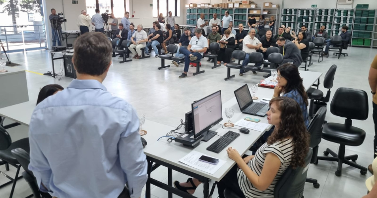 Reunião para falar sobre o horário eleitoral em Uberlândia