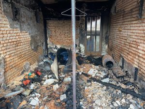 Incêndio destrói casa