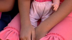 Meninas abandonadas pela mãe em Uberlândia