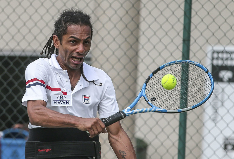 Ymanitu Geon, atleta de tênis em cadeira de rodas nas Paralimpíadas de Paris