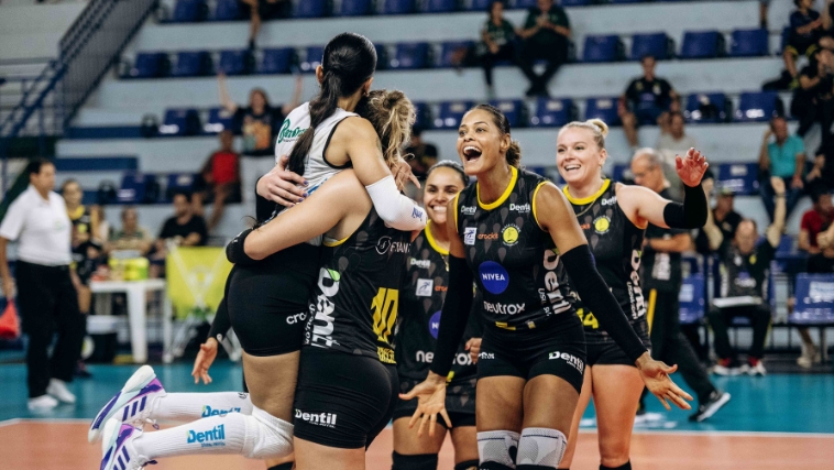 Terceira rodada com vitória da equipe praiana na Superliga Feminina.