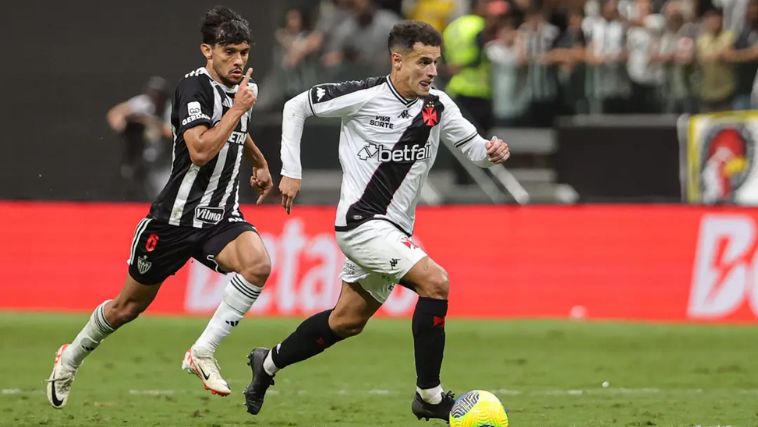 No jogo de ida entre Vasco e Atlético-MG, O GALO VENCEU POR 2 A 1 - Crédito: Gilson Lobo/AGIF