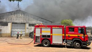 Incêndio em ecoponto de Uberlândia