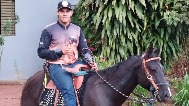 Jovem queimado em Uberlândia