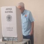 Odelmo Leão vota em Uberlândia