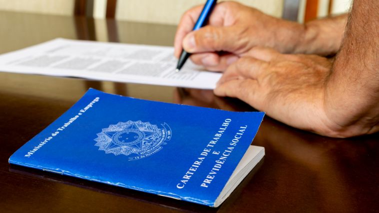 Sine Uberlândia oferece mais de 1.500 vagas para diversas áreas de atuação - Crédito: Freepik Sine Uberlândia oferece mais de 1.500 vagas para diversas áreas de atuação - Crédito: Freepik