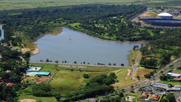 Corrida Zumbi dos Palmares acontece no Parque do Sabiá Corrida Zumbi dos Palmares acontece no Parque do Sabiá