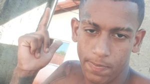 Jovem encontrado morto