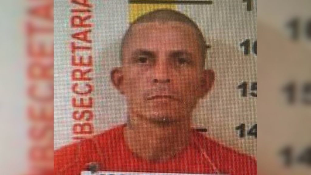 Banho de sol se torna o momento ideal para execução de uma ousada estratégia de fuga