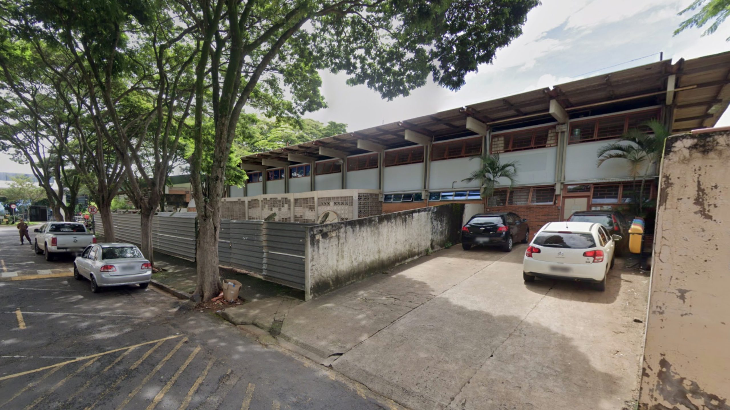 Vítima de feminicídio foi encaminhado ao Instituto Médico Legal (IML) 