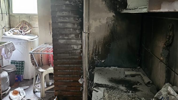 Incêndio atingiu cozinha, banheiro e sala do imóvel - Crédito: Corpo de Bombeiros