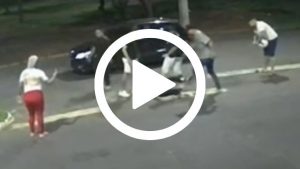 Suspeito de crime é agredido por populares