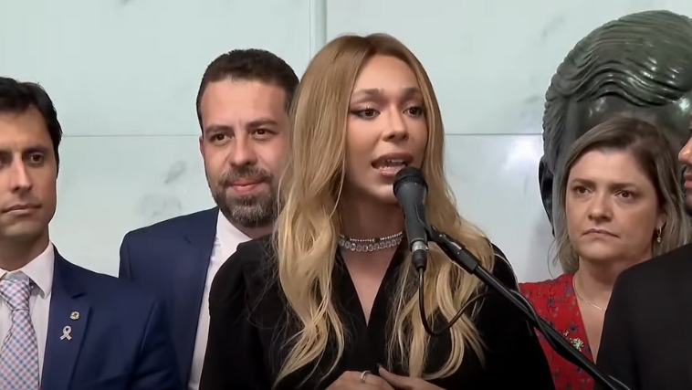 Para Erika Hilton, as pessoas entenderam a importância do fim da escala 6x1 Para Erika Hilton, as pessoas entenderam a importância do fim da escala 6x1