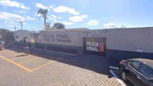 fachada de presídio de Tupaciguara