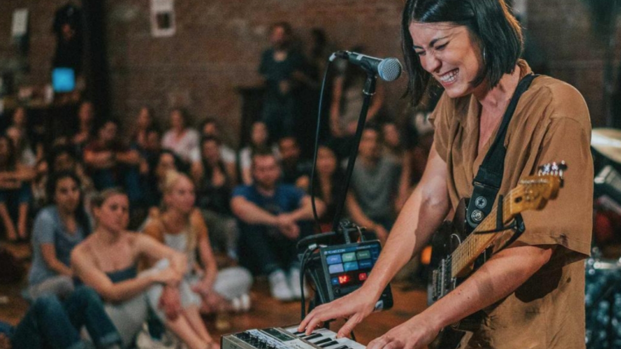 Sofar Sounds reúne mistério, surpresa e música boa ao vivo