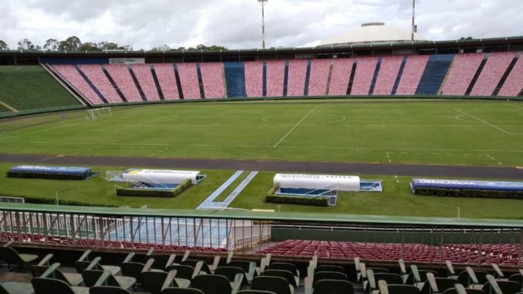 Torcida do Cruzeiro poderá acompanhar time no Parque do Sabiá em Uberlândia