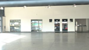 garagem de motos fechada