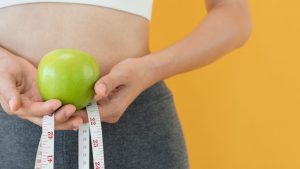 Suco detox deve ser ingerido 30 minutos antes das refeições - Crédito: Freepik