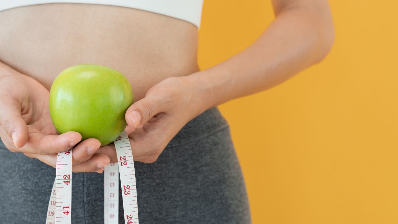 Suco detox deve ser ingerido 30 minutos antes das refeições - Crédito: Freepik