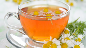 Para obter os melhores resultados, consuma o chá no final da tarde ou começo da noite, preferencialmente após o jantar - Crédito: Freepik