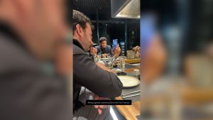 Post de Memphis Depay com Pogba agita torcida do Corinthians