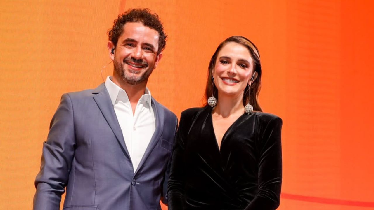 Felipe Andreoli e Rafa Brites são os novos apresentadores do “Power Couple Brasil” na Record Felipe Andreoli e Rafa Brites são os novos apresentadores do “Power Couple Brasil” na Record