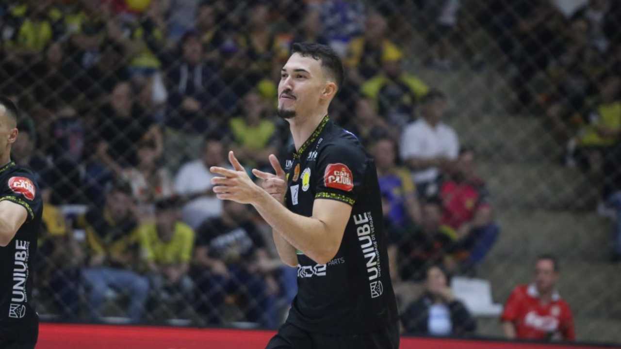 Jaraguá e Praia Clube final