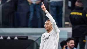Real Madrid atropela o Sevilla e assume vice-liderança da La Liga