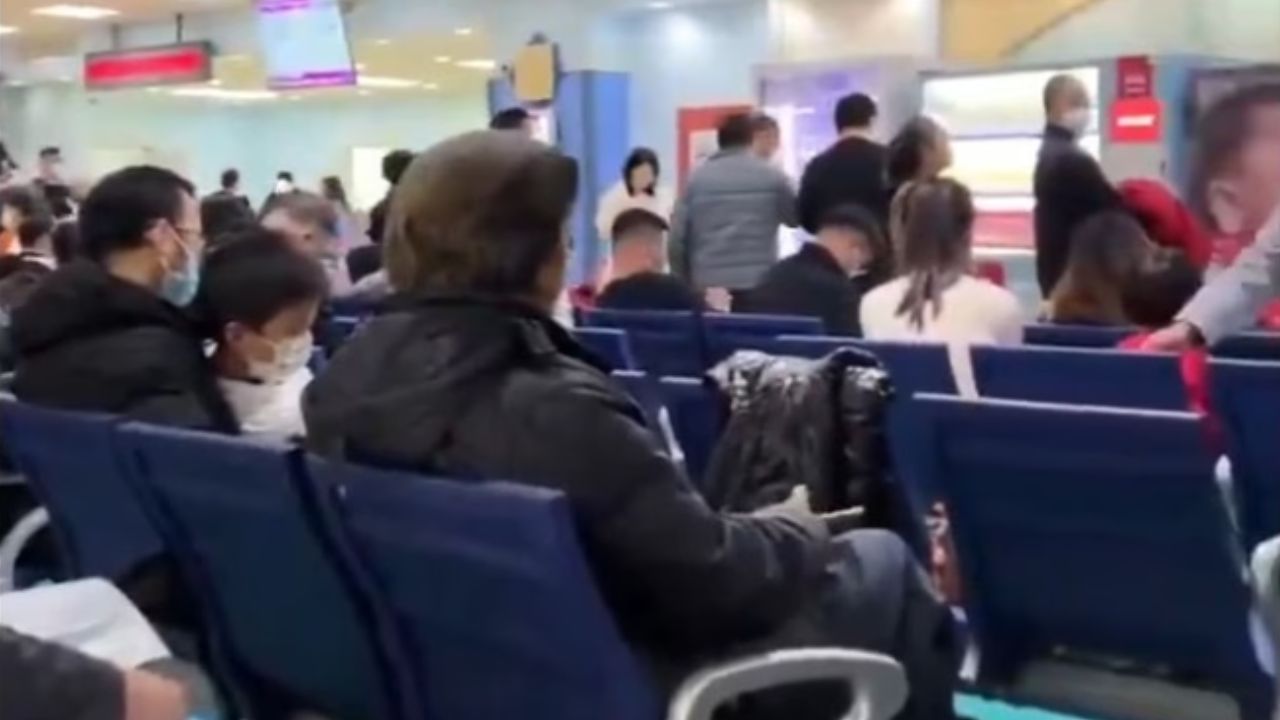 Imagens de hospitais lotados geraram preocupação nas redes sociais - Crédito: Reprodução/ Redes Sociais