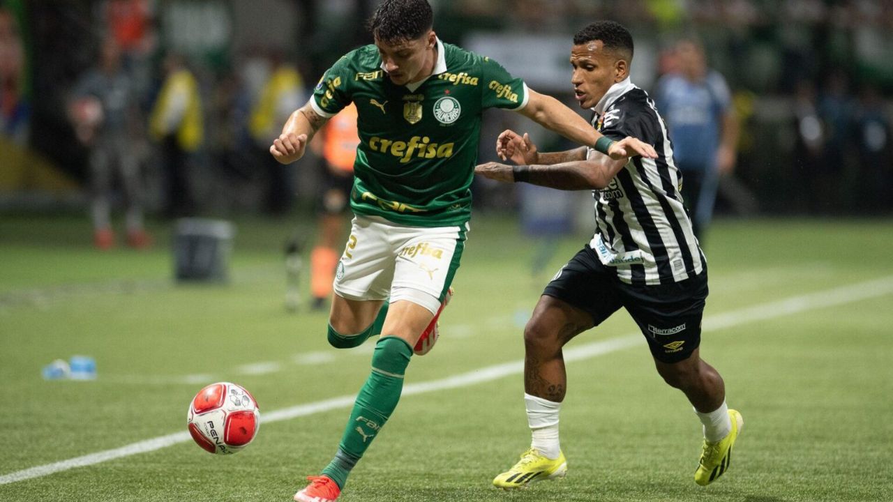 santos-e-palmeiras-paulista Santos e Palmeiras se enfrentam pela 3º rodada do Campeonato Paulista - Crédito: ZUMA Press, Inc. / Alamy Stock Photo
