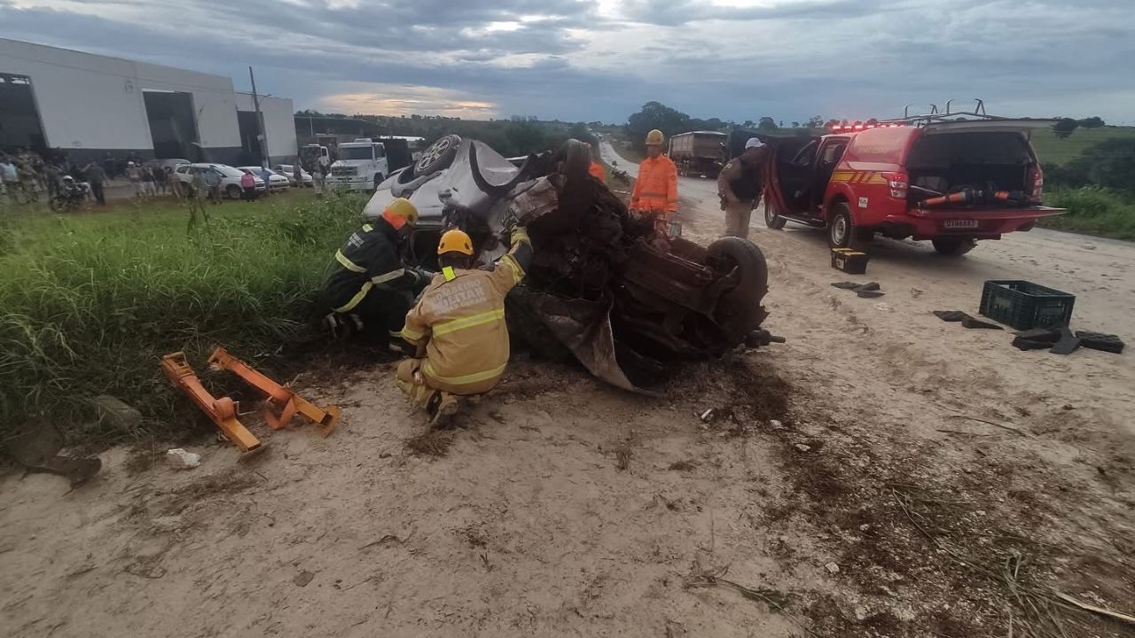 Duas pessoas morrem em grave acidente na MGC-497 em Iturama