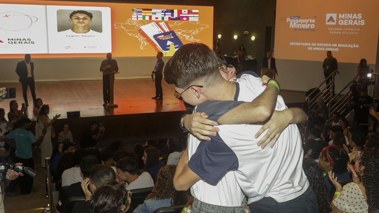 Estudantes da região são selecionados no Passaporte Mineiro do Conhecimento Estudantes da região são selecionados no Passaporte Mineiro do Conhecimento
