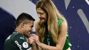 Leila Pereira afirmou que Dudu "saiu pela porta dos fundos" - Crédito: Cesar Greco/ Palmeiras