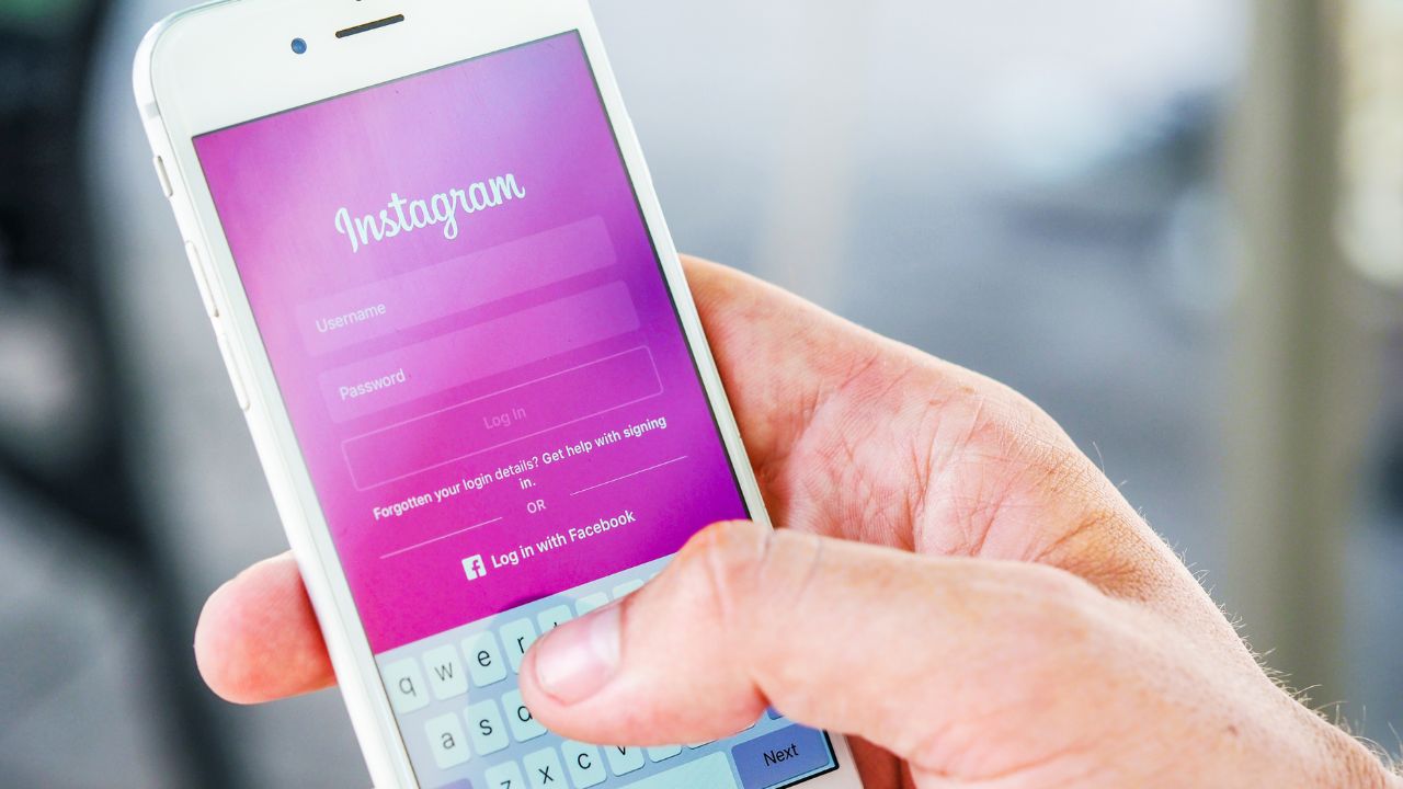 Instagram registrou instabilidade na manhã desta quarta-feira (15) - Crédito: Freepik