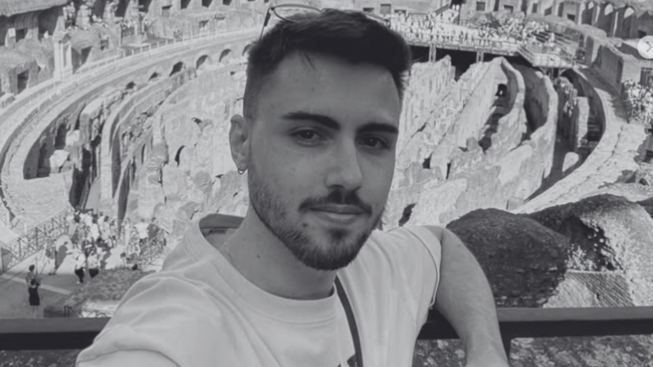 Jovem de Uberlândia morre após ser baleado durante assalto em São Paulo Jovem de Uberlândia morre após ser baleado durante assalto em São Paulo