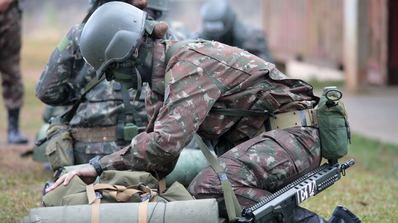 Alistamento militar feminino registra 6.613 inscrições em dois dias