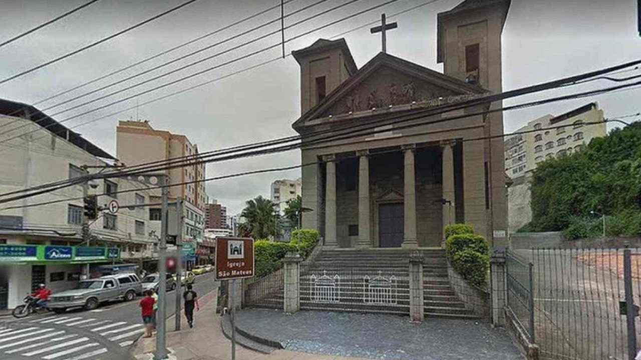 Igreja onde padre foi agredido