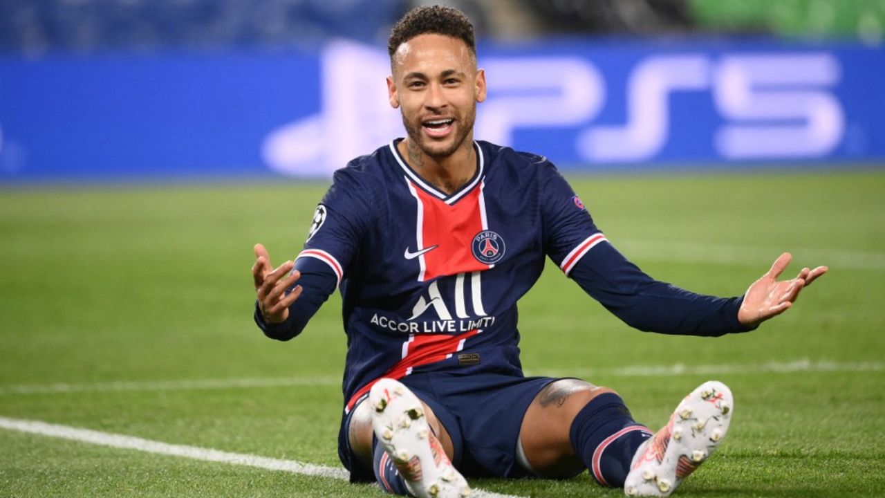 neymar-polemicas-esporte-futebol Neymar se despediu do Al-Hilal nesta segunda-feira (27) - Crédito: FRANCK FIFE / AFP